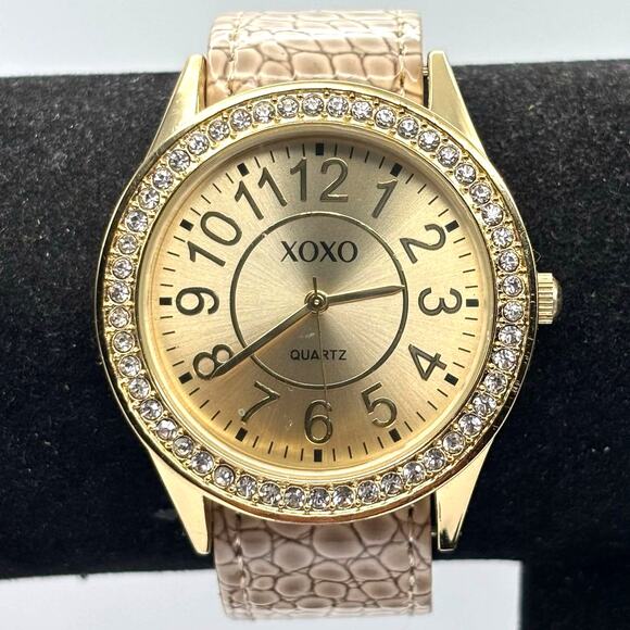 Y2K Gold XOXO Watch - Picture 1 of 4